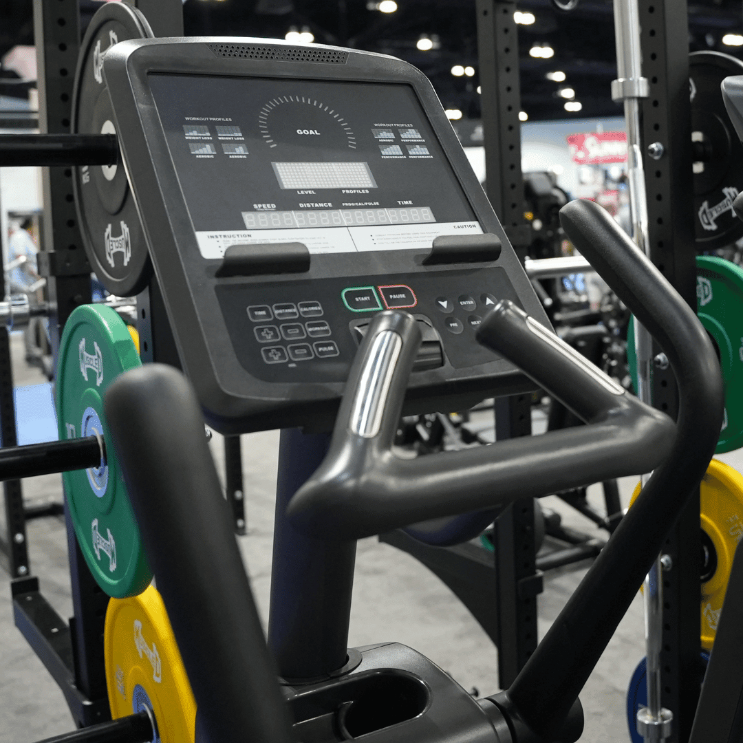 Commercial Elliptical Trainer - LED Screen - Muscle D Fitness -  Cardio Machine - Standalone