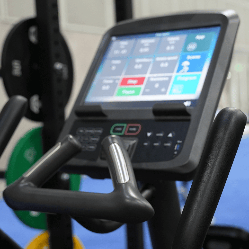 Commercial Elliptical Trainer - Touch Screen - Muscle D Fitness -  Cardio - Cross Trainer