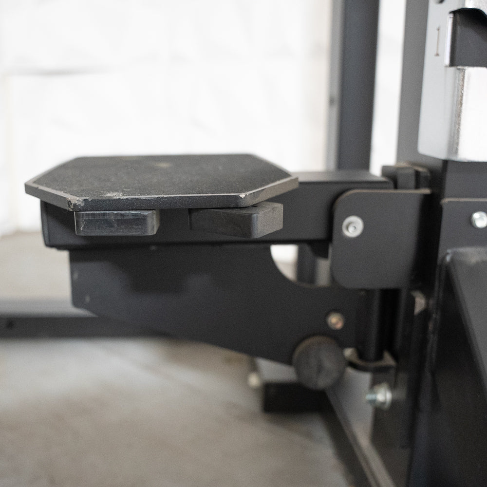 Muscle D Fitness Deluxe Half Rack — view 10
