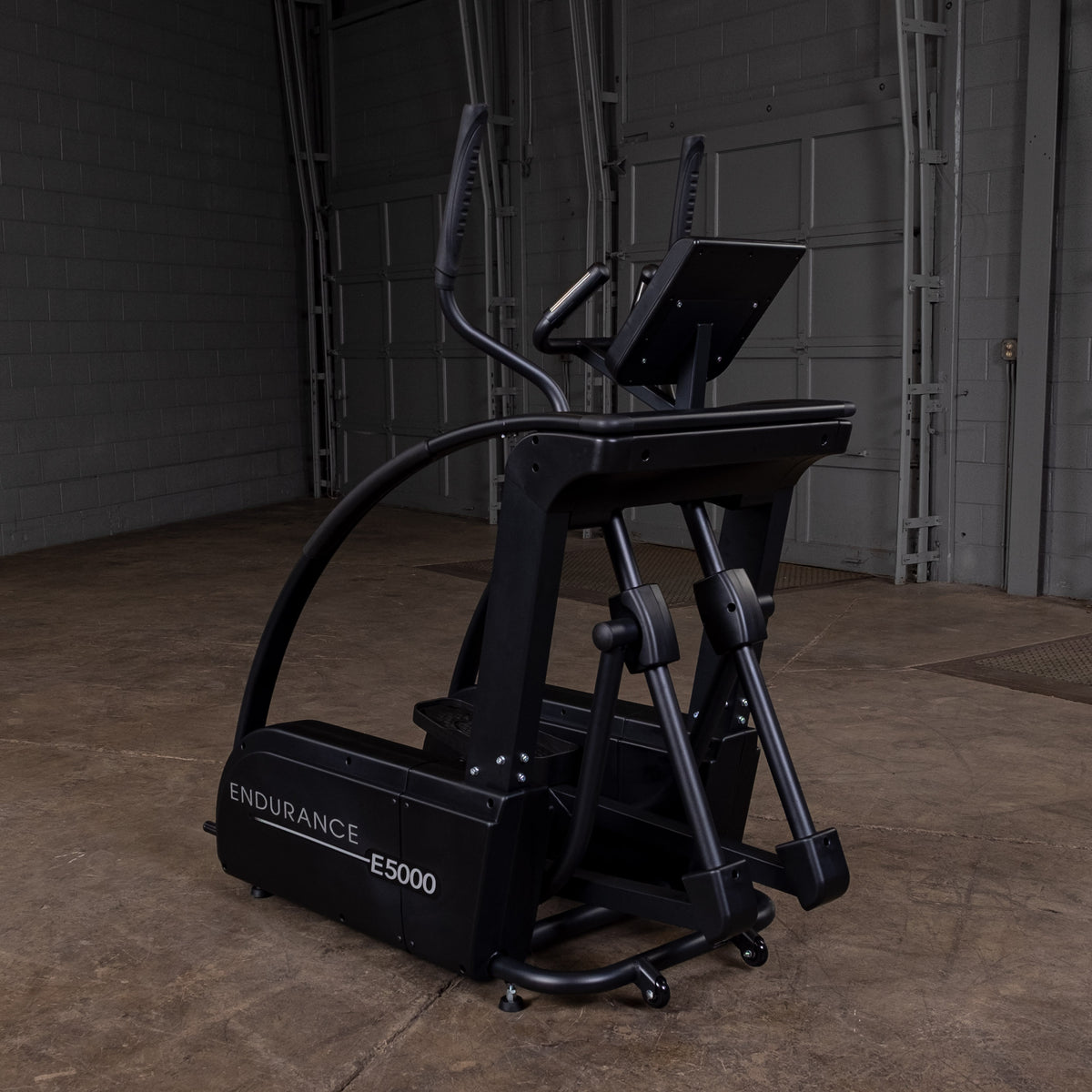 Body-Solid E5000 Elliptical Trainer - Commercial-Grade 325lb Capacity Cardio Machine — view 7