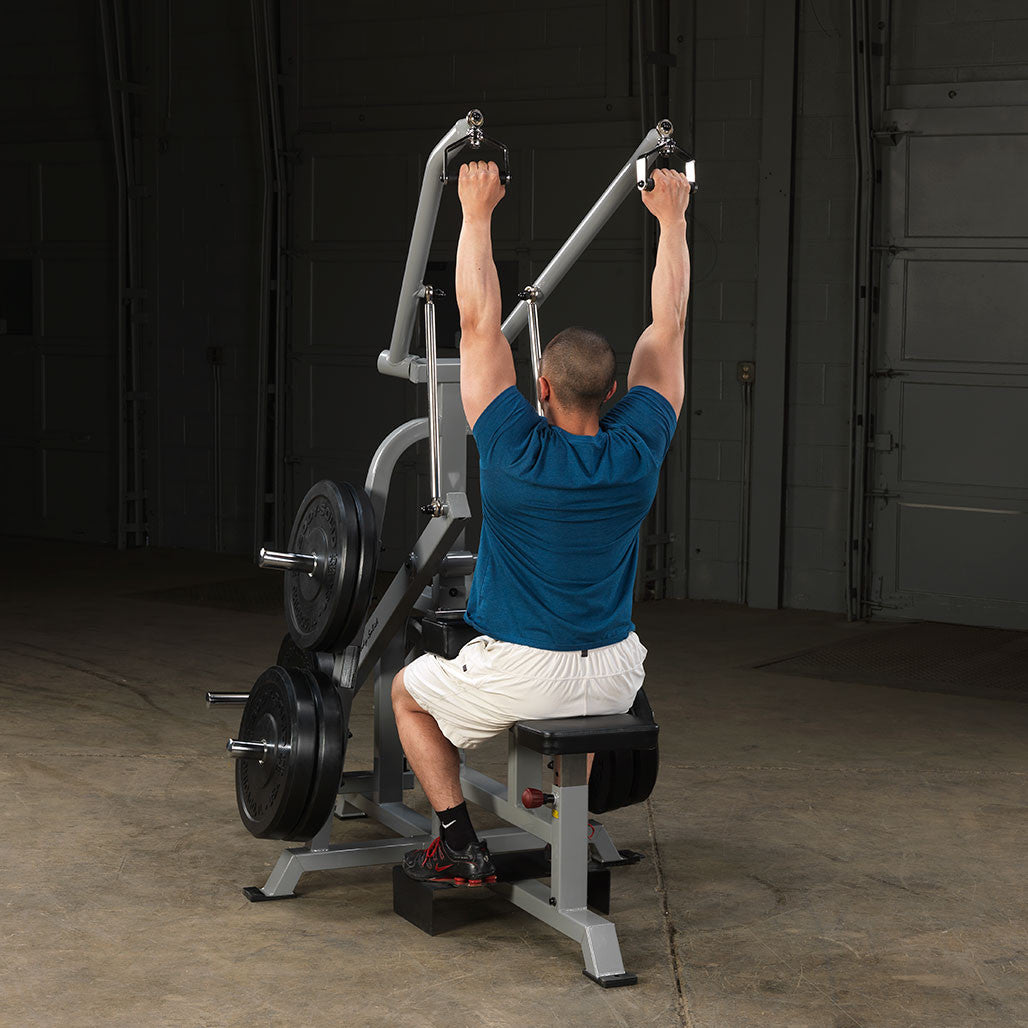 LVLA Leverage Lat Pulldown