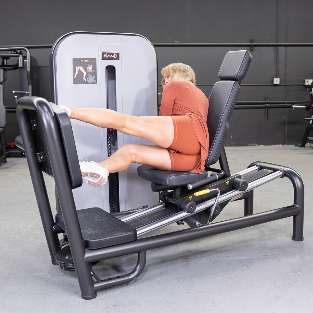Vogue Selectorized Leg Press | 240lb Stack | Muscle D
